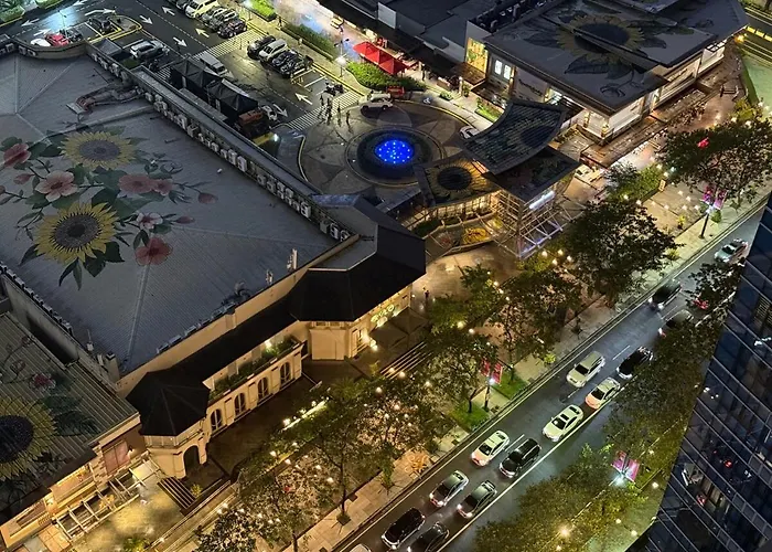 Uptown 아파트
